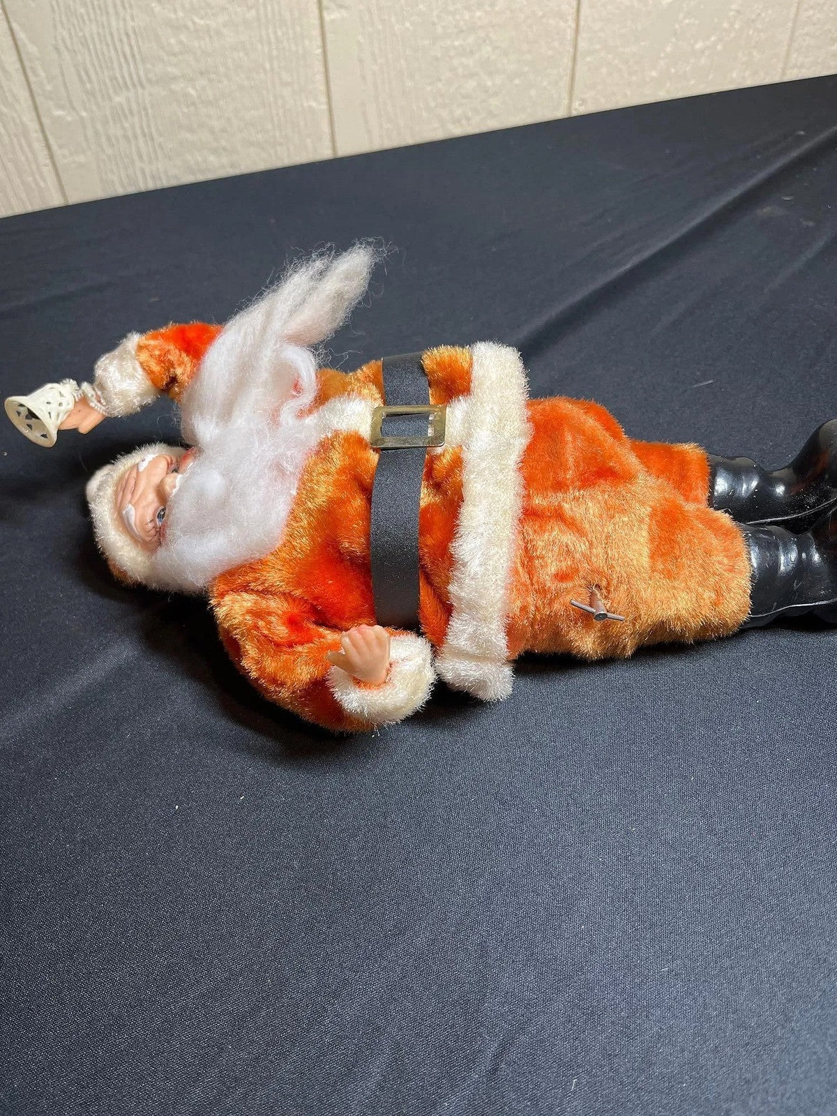 Vintage 1950s Wind-Up Santa Claus Music Box – Japan – 13” Tall – Working Figure