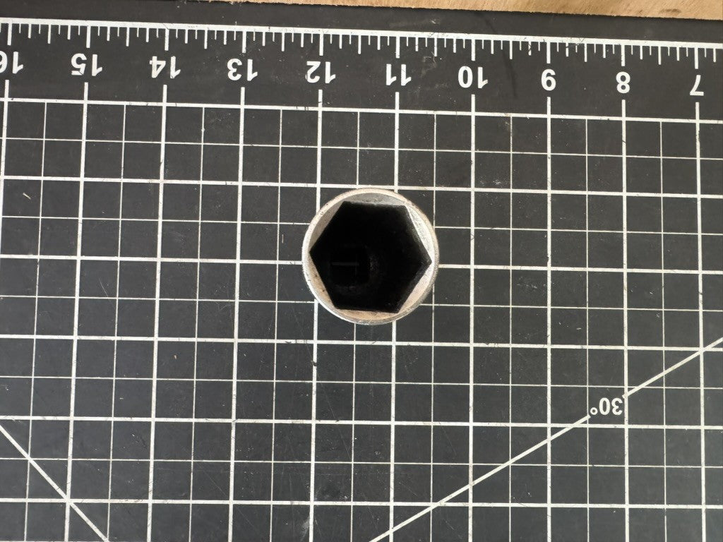 Vintage International Harvester 13/16” 6pt Deep Socket – Part 999409R1 – USA