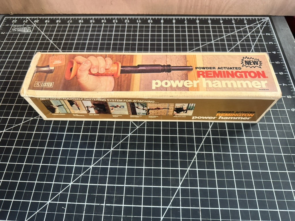 Remington 476 Power Hammer Powder Actuated Concrete Nail Gun – Original Box