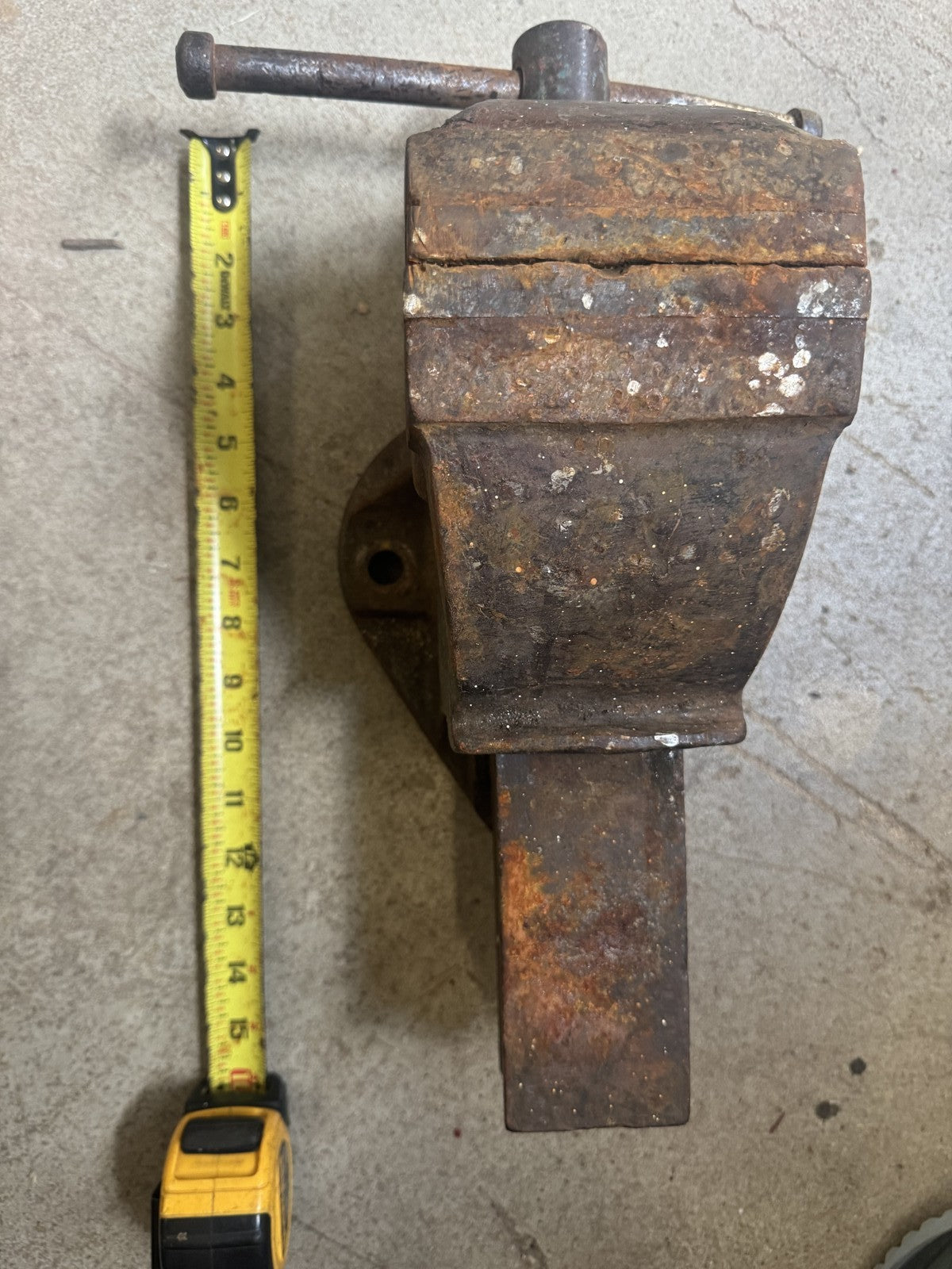 Parano Hi-Duty 5” Jaw Bench Vise – Welded Repair, 50 lbs of Grit