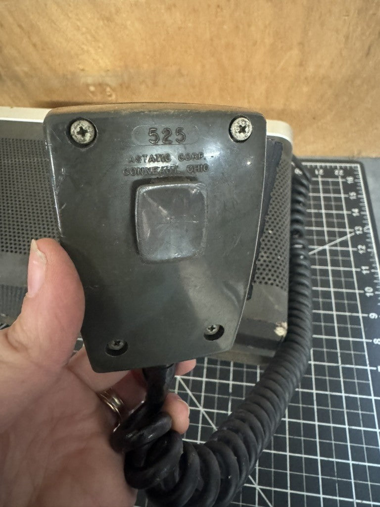 Cobra Cam 88 23-Channel CB Radio Transceiver w/ Microphone – Untested