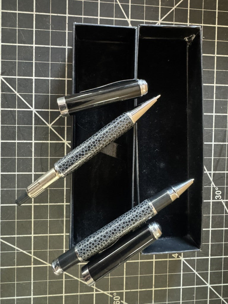 Vintage Avon Gold Coast Silver & Black Pen Set – NOS in Gift Box