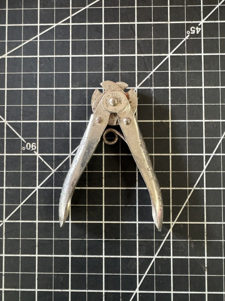 Vintage Glass Piegel 4 1/4 Paper Bundle Wire Cutters No. 285 – Made in England