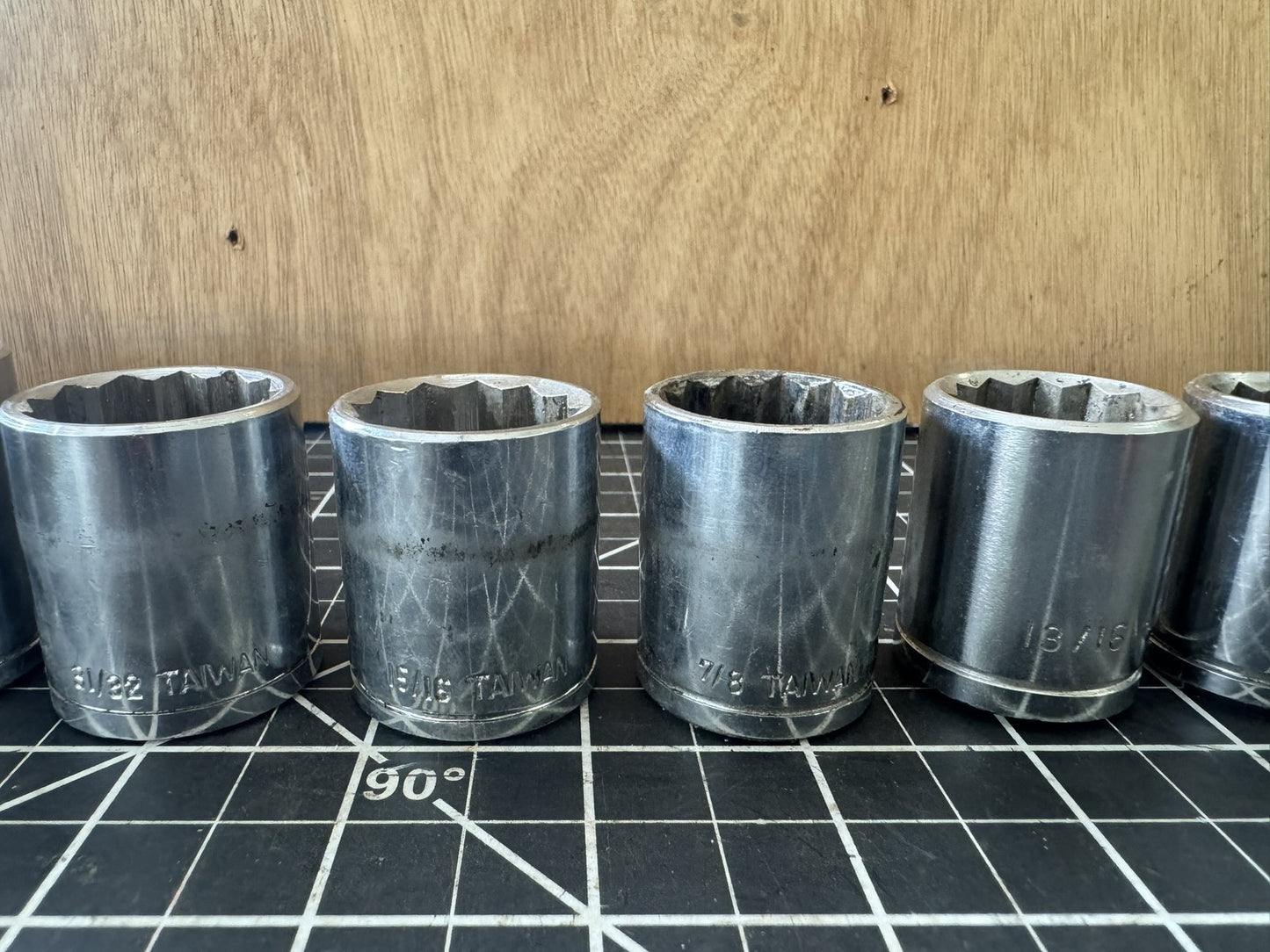 Vintage 14pc Socket Set – Made in Taiwan – SAE Sizes 3/8” to 1-1/4”