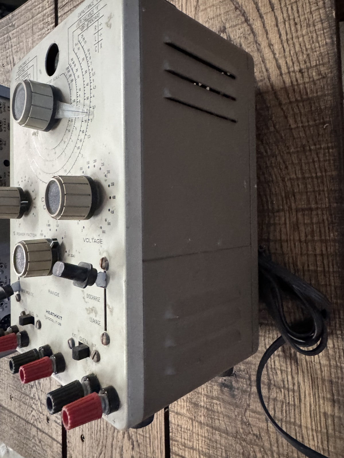 Heathkit IT-28 Capacitor Checker – Powers On, Eye Tube Works, Vintage