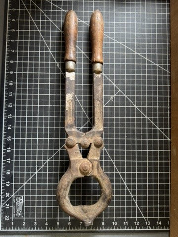 Vintage Bull Castration Tool – Forged Steel, 19” w/ Wood Handles, Made in USA
