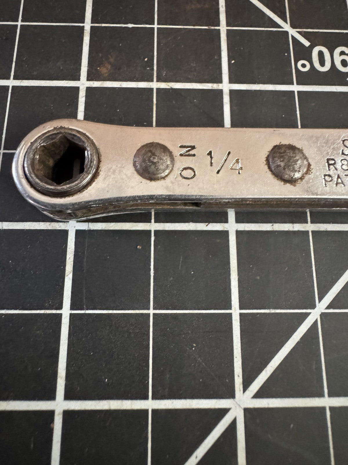 Snap-on R810S Ratcheting Box Wrench 1/4” x 5/16” 6-Point USA | Vintage Tools