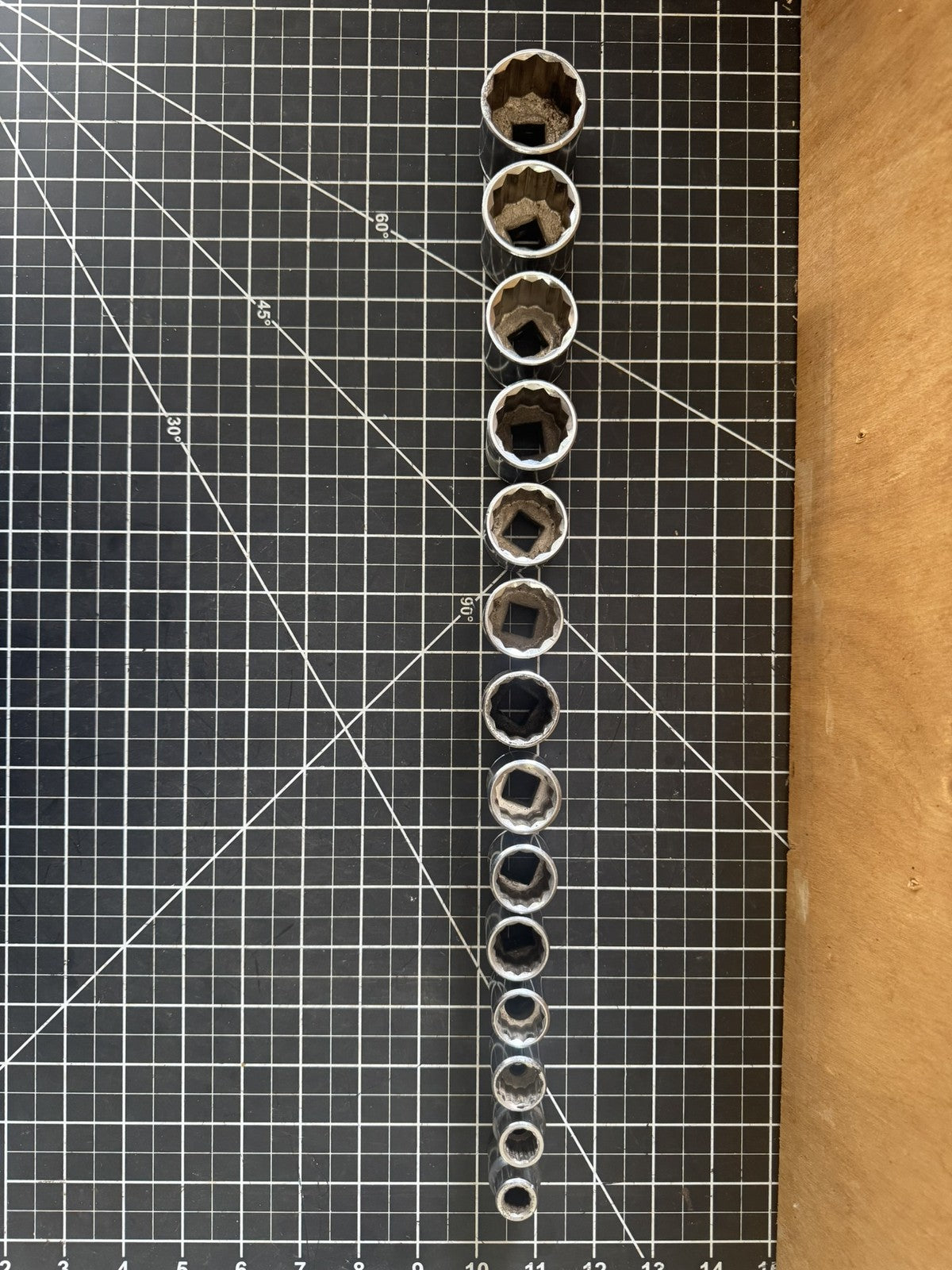 Vintage 14pc Socket Set – Made in Taiwan – SAE Sizes 3/8” to 1-1/4”