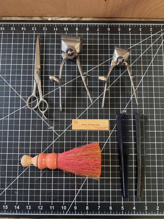 Lot of Vintage Barber Tools – Bressant Manual Clipper, Scissors & Grooming Gear