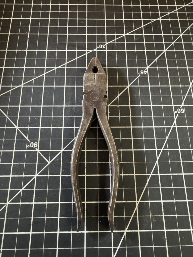 Rare Vintage V.C. & Co. 7.5” Lineman Pliers – Made in France