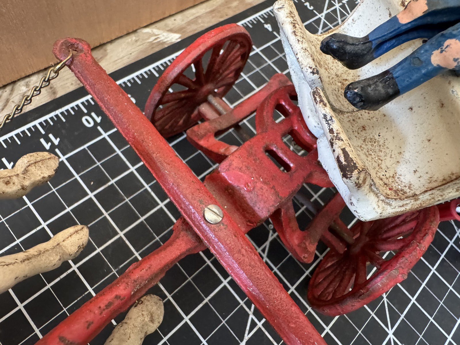 Vintage Cast Iron Hose Wagon – Horse-Drawn Fire Engine with 3 Firemen, 2 Horses