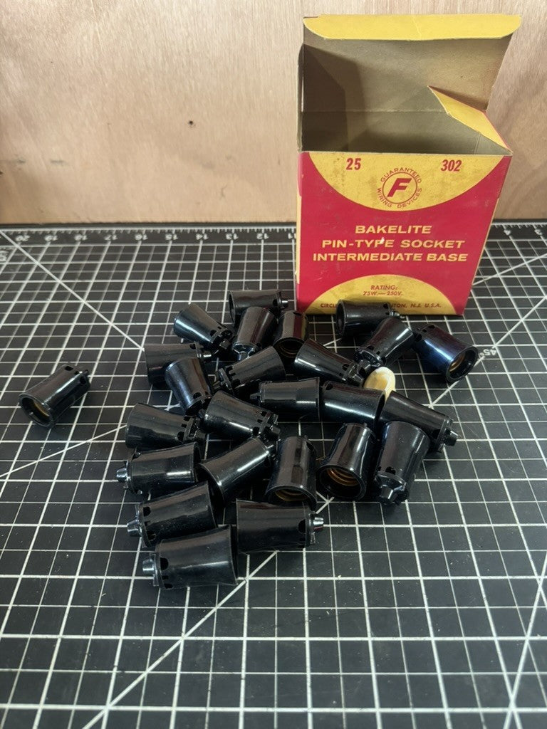 Lot of 25 Antique Bakelite Christmas Light Sockets – Pin Type Intermediate Base