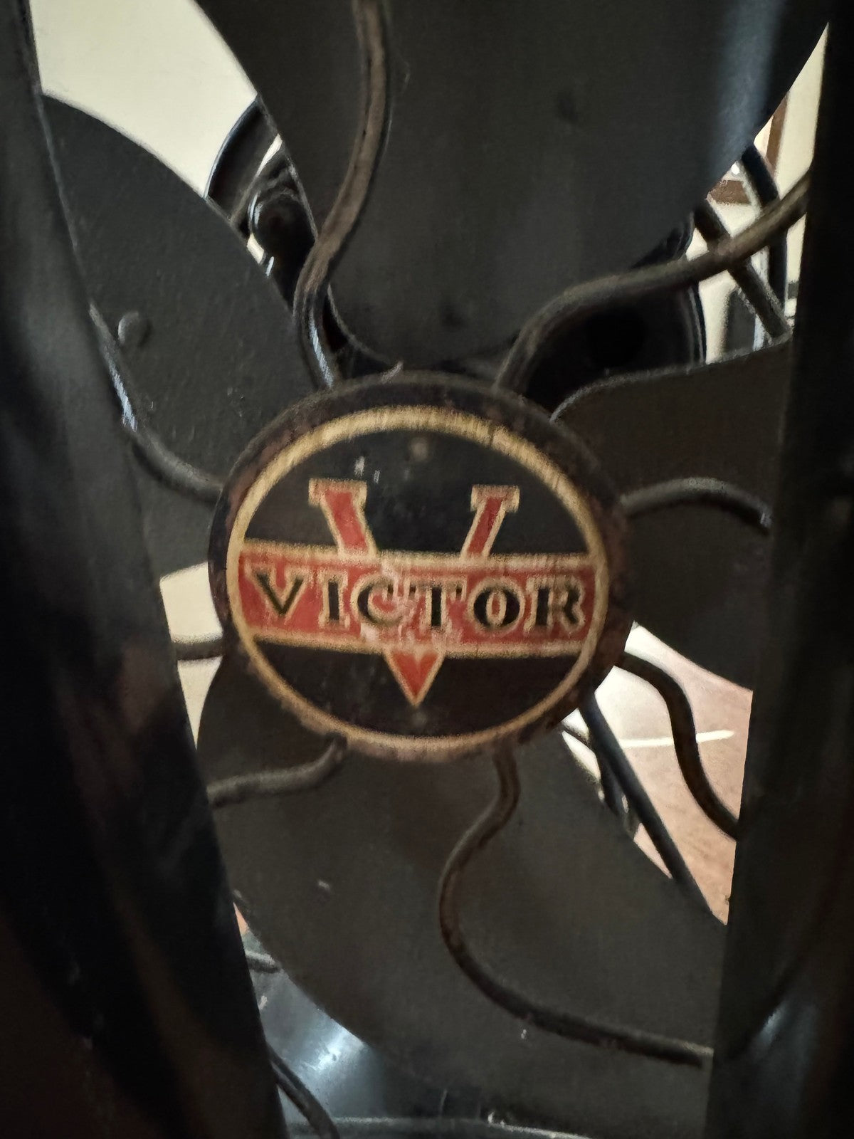 1930s Victor Ocillating Fan Breeeze Spreader Cast Iron Base 19" WORKS