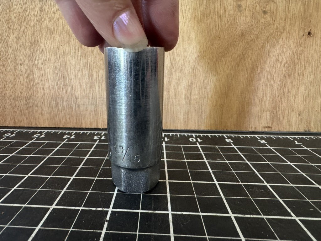 Vintage International Harvester 13/16” 6pt Deep Socket – Part 999409R1 – USA