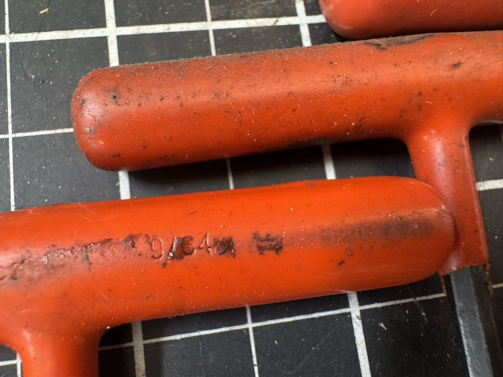 Vintage Hunter & Proto T-Handle Ball End Hex Key Set – Red Handles