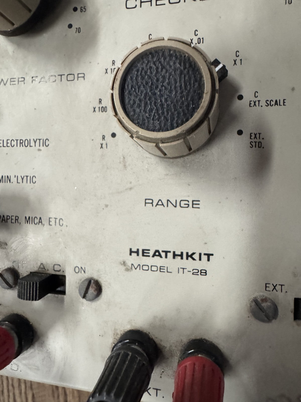 Heathkit IT-28 Capacitor Checker – Powers On, Eye Tube Works, Vintage