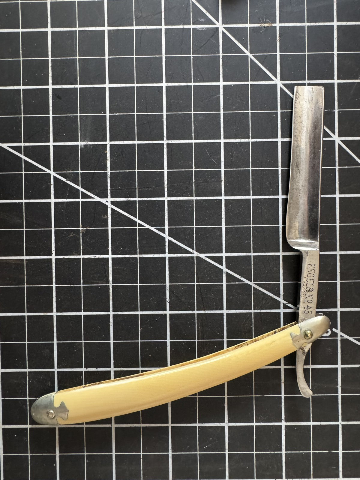 Lot of Vintage Straight Razors – Uplex, Engels No. 45, Wade & Butcher Box