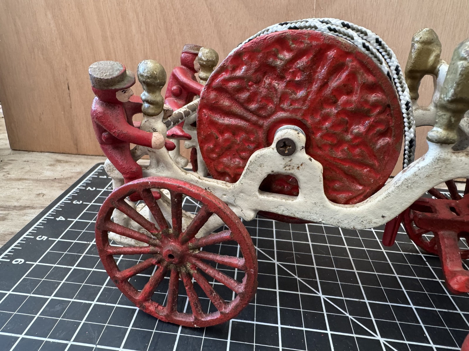 Vintage Cast Iron Hose Wagon – Horse-Drawn Fire Engine with 3 Firemen, 2 Horses