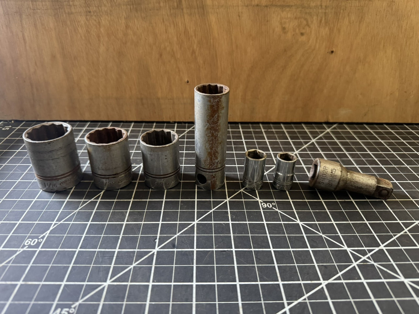 Lot of 7 Vintage Williams Sockets + Extension – Mixed Sizes – USA