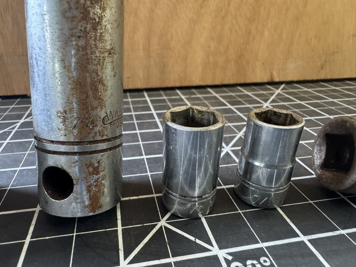 Lot of 7 Vintage Williams Sockets + Extension – Mixed Sizes – USA