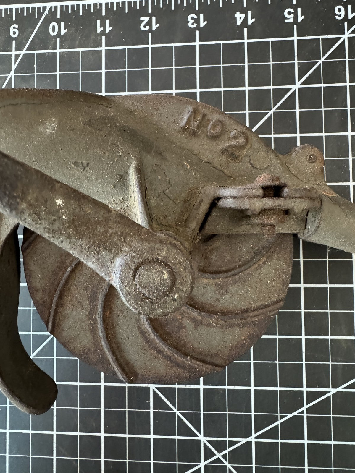 Antique ENTERPRISE Cherry Stoner No. 2 – Cast Iron Fruit Pitter