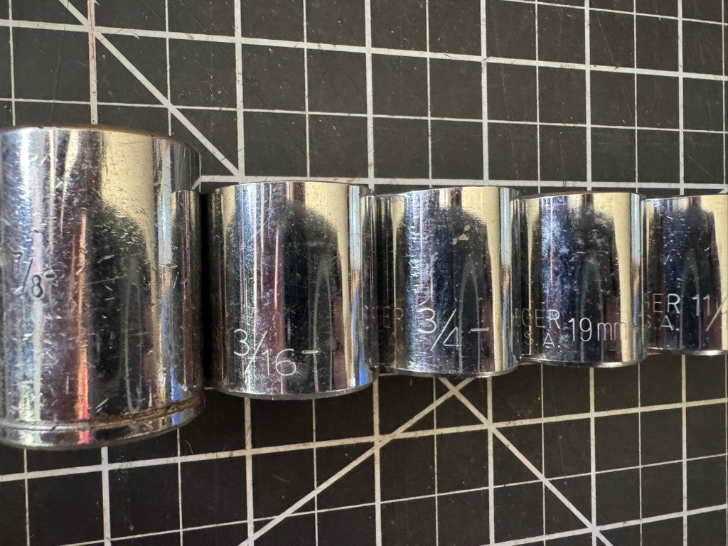 Vintage Challenger by Proto 17pc Socket Lot – SAE & Metric Mixed – USA