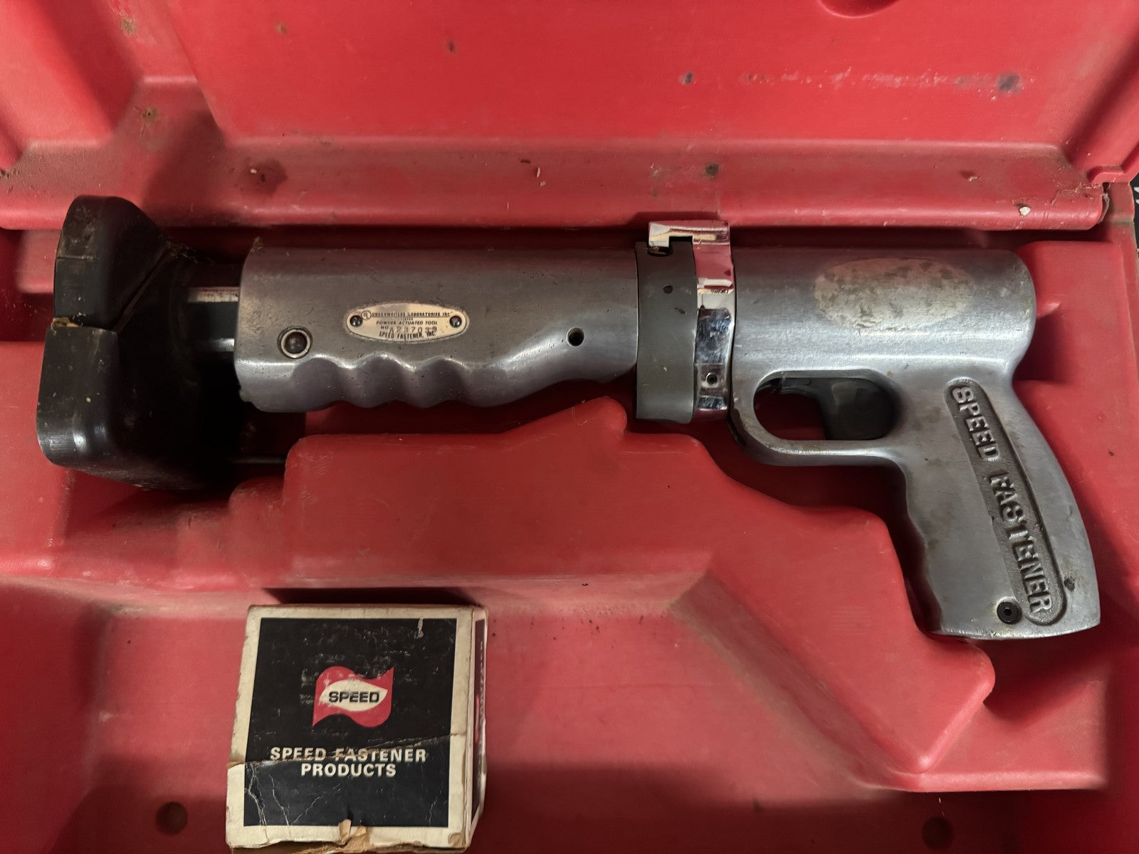 Speed Fastener Model 825 Powder Actuated Stud Driver w/ Manual & Case