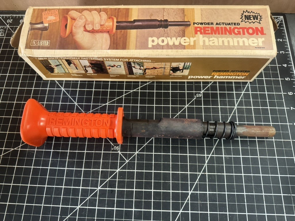 Remington 476 Power Hammer Powder Actuated Concrete Nail Gun – Original Box