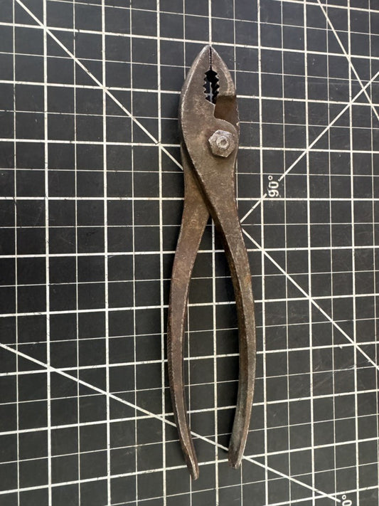 Vintage Diamond Tools K38 8” Slip Joint Pliers – Duluth, USA – Owners Mark