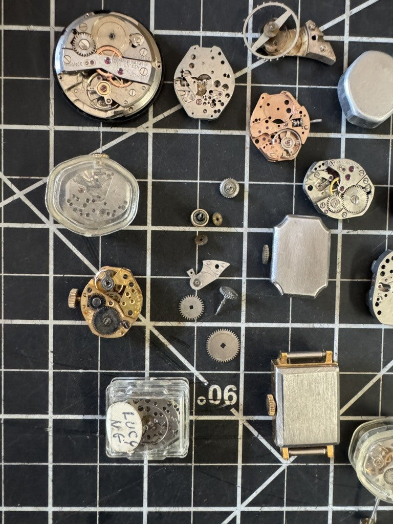 Lot of Vintage Watch Parts & Movements – Cases, Dials, Mechanisms – Russian