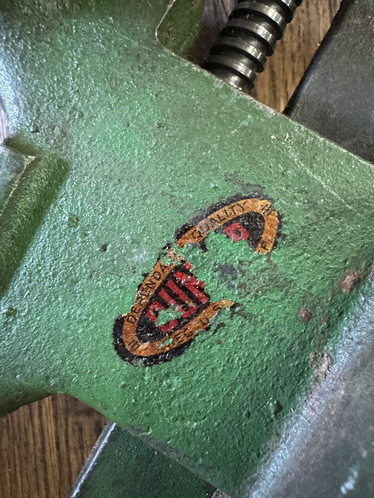 Dunlap Tools Swivel Base Vise – 3-1/4” Jaw, Vintage Green, w/ Anvil