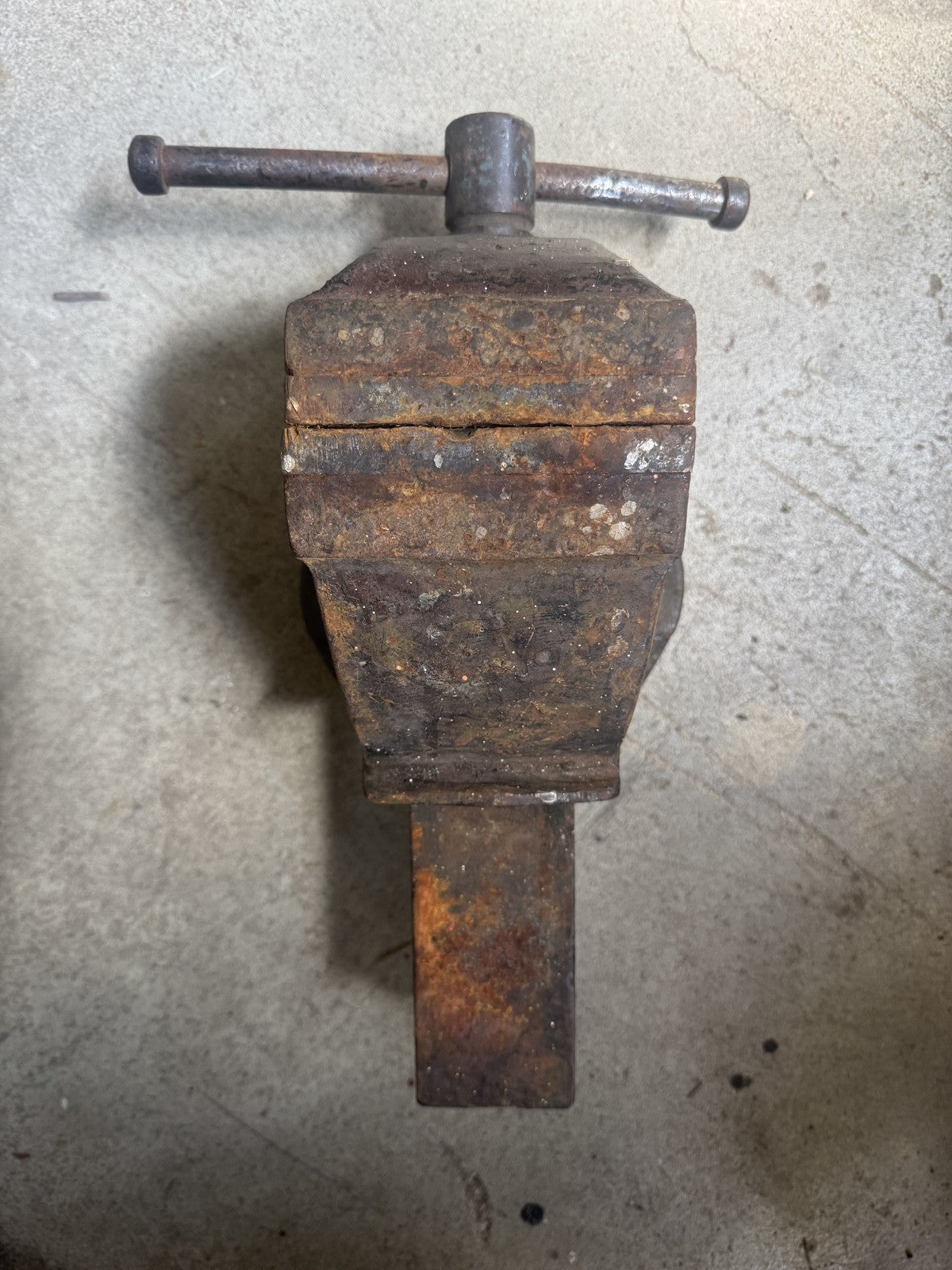 Parano Hi-Duty 5” Jaw Bench Vise – Welded Repair, 50 lbs of Grit