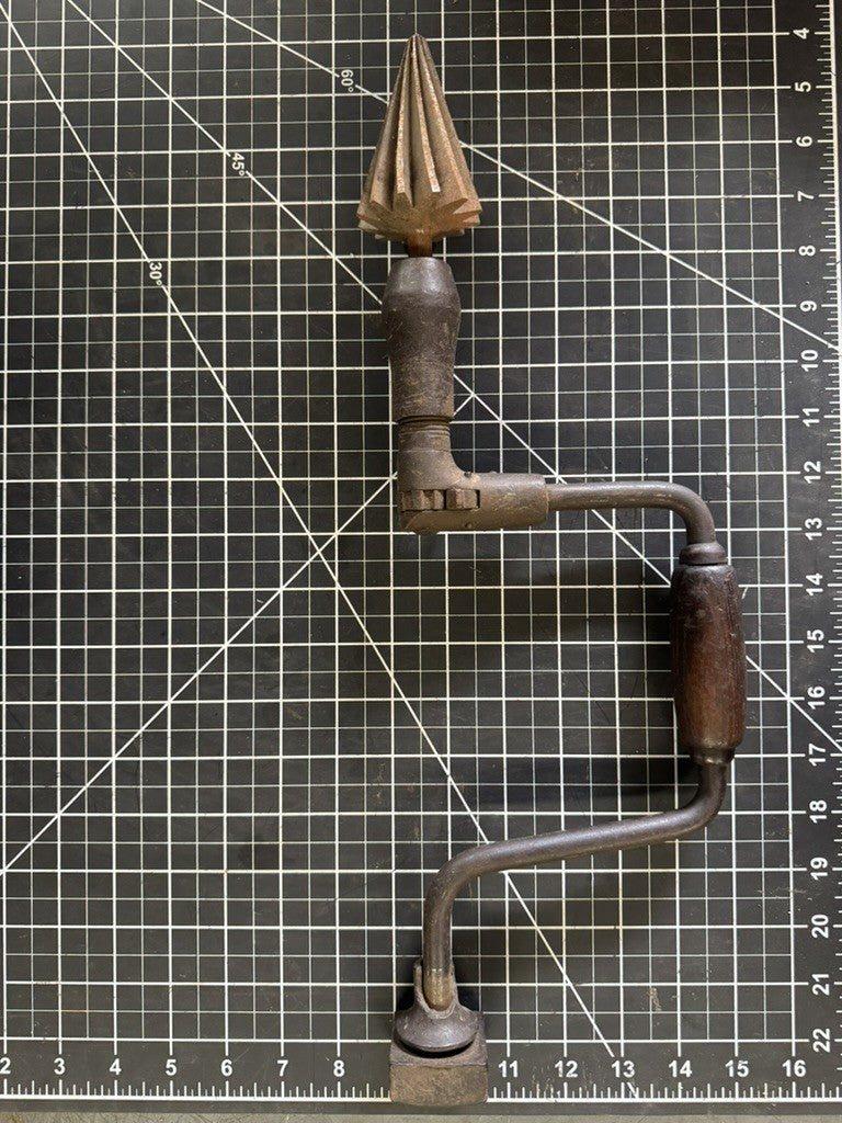 Vintage Hand Ratchet Bit Brace Drill w/ Spiral Flute Pipe Burring Reamer