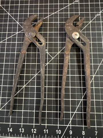 Lot of 2 – Channellock 420 Straight Jaw Tongue & Groove Pliers – 9.5” – USA