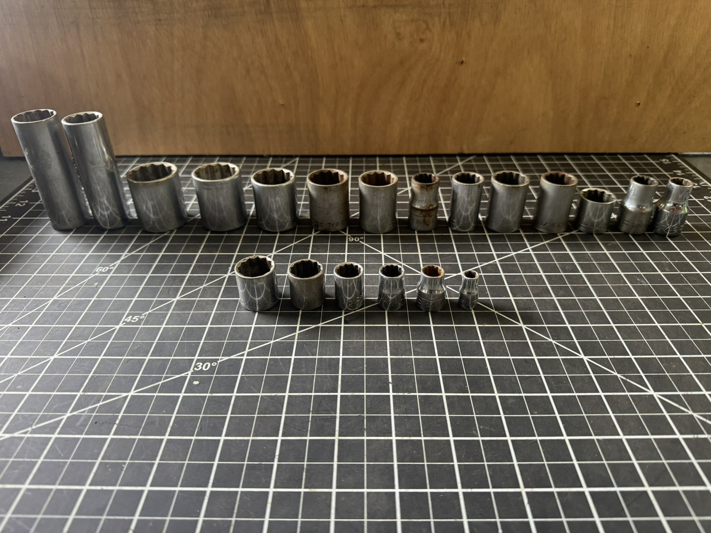 Lot of 20 Vintage Craftsman V Series Sockets – SAE Mix + Deep Sockets – USA