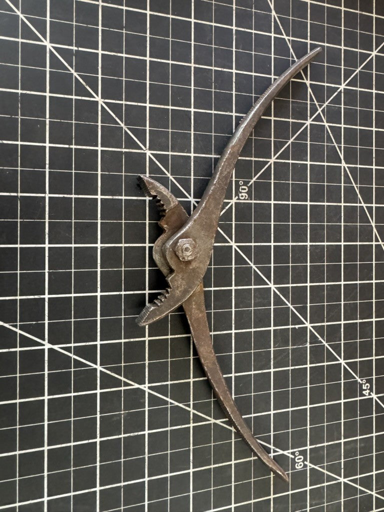 Vintage Diamond Tools K38 8” Slip Joint Pliers – Duluth, USA – Owners Mark