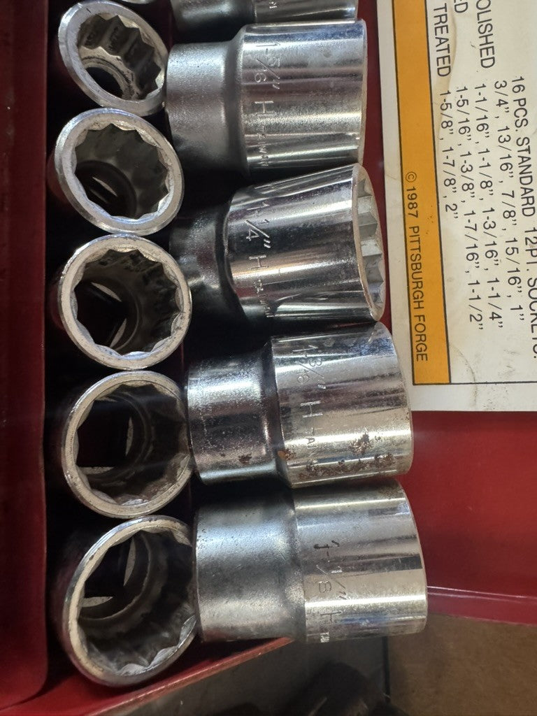 Vintage 1987 Pittsburgh Forge 21-Pc 3/4” Drive Socket Set – Model 674 – Red Tin