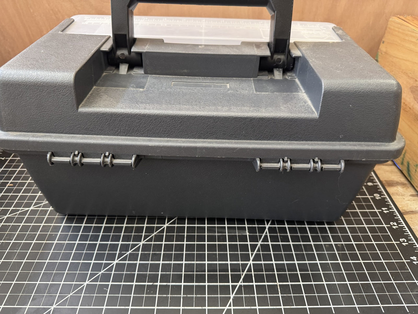 Plano 16” Grab ’N Go Utility Box – Removable Tray, Gently Used