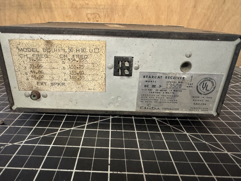 Bearcat BC III Receiver – Vintage Police/Fire Scanner – Untested