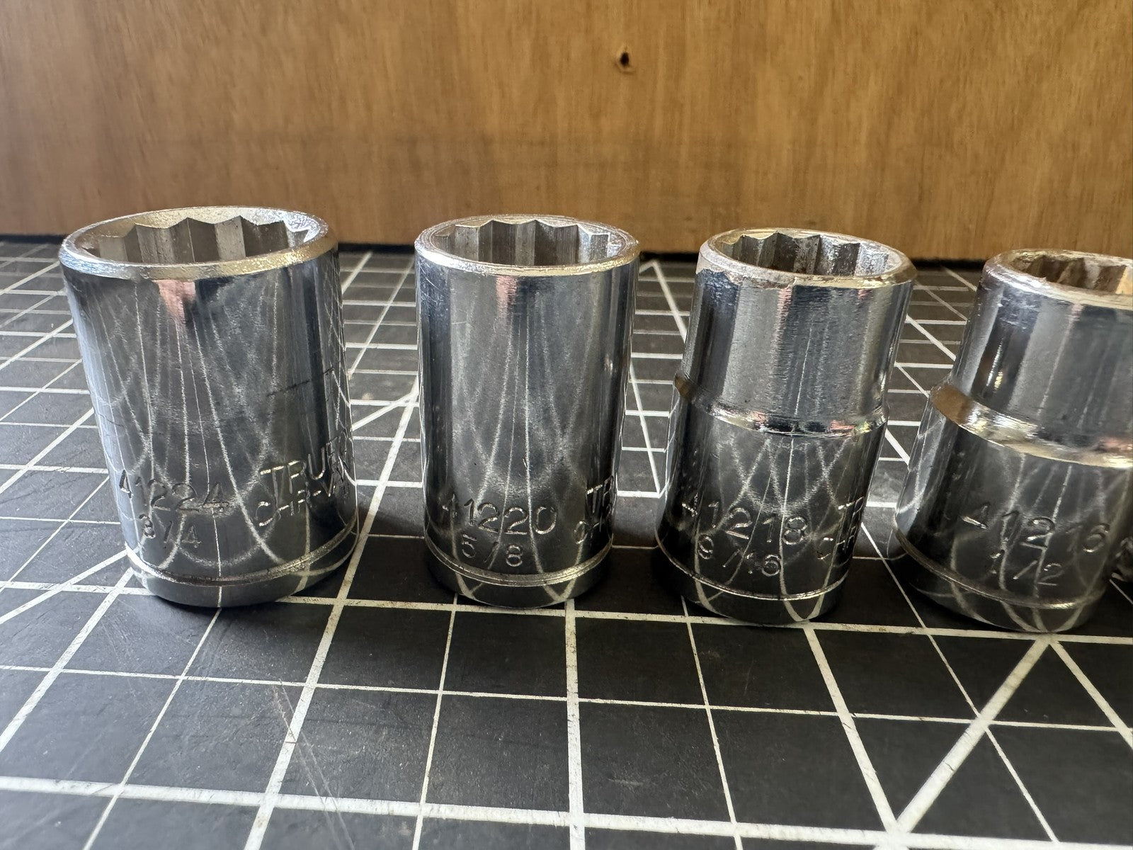 Lot of 5 Vintage Truecraft Sockets – 7/16 to 3/4 – USA