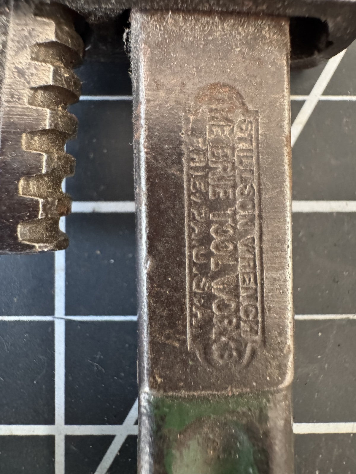 Vintage 8" Stillson Pipe Wrench – The Erie Tool Works USA – Heavy Duty