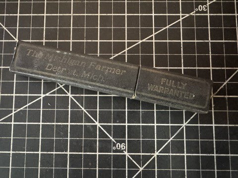 The Michigan Farmer Vintage Razor with Original Box – Detroit, MI