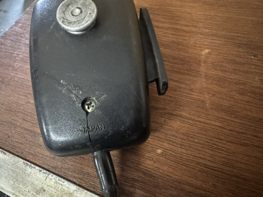 Midland 13887 CB Base Station – Powers On – Missing One Knob – Japan (1976)