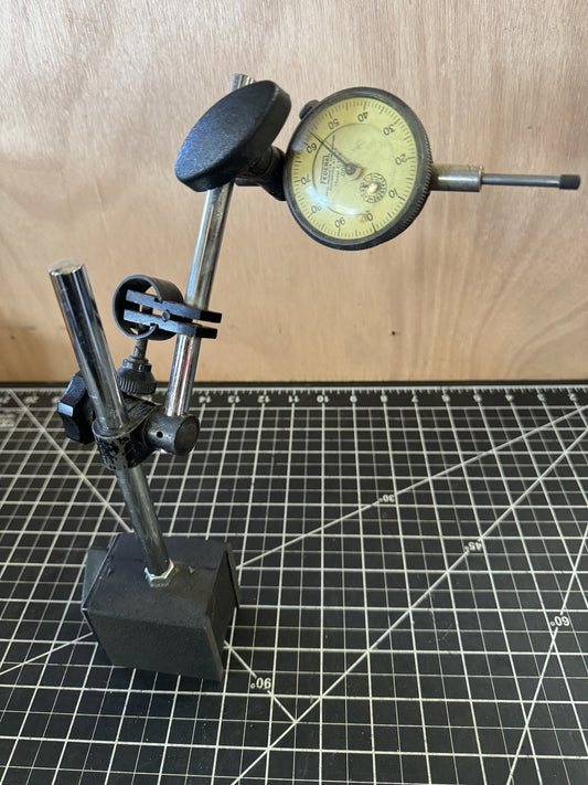 Federal No. C81S Dial Indicator .001” Full Jeweled – Magnetic Base – USA