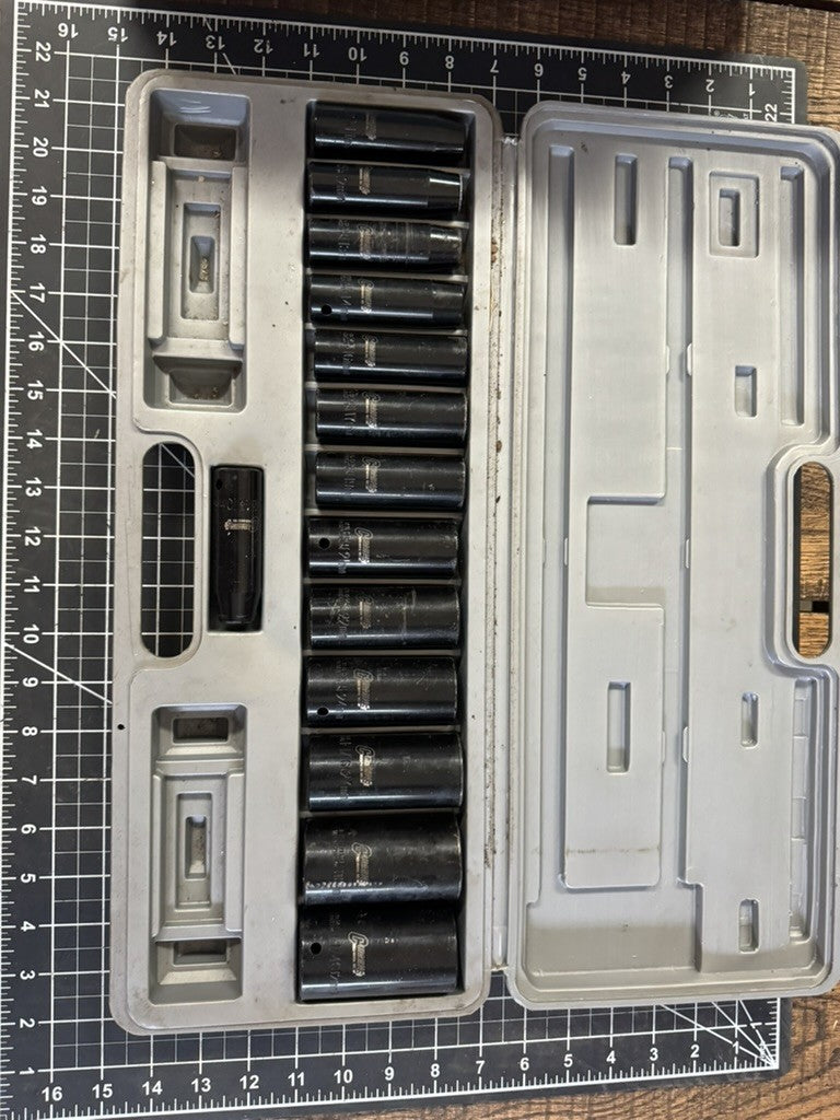 Cummins Pro Industrial 1/2” Drive 14pc Socket Set w/ Case – Metric & SAE