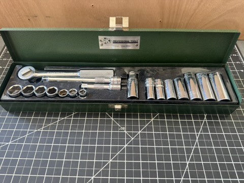 SK Tools USA Chrome 18pc 3/8” Drive Socket Set – Deep, Mid – Original Case