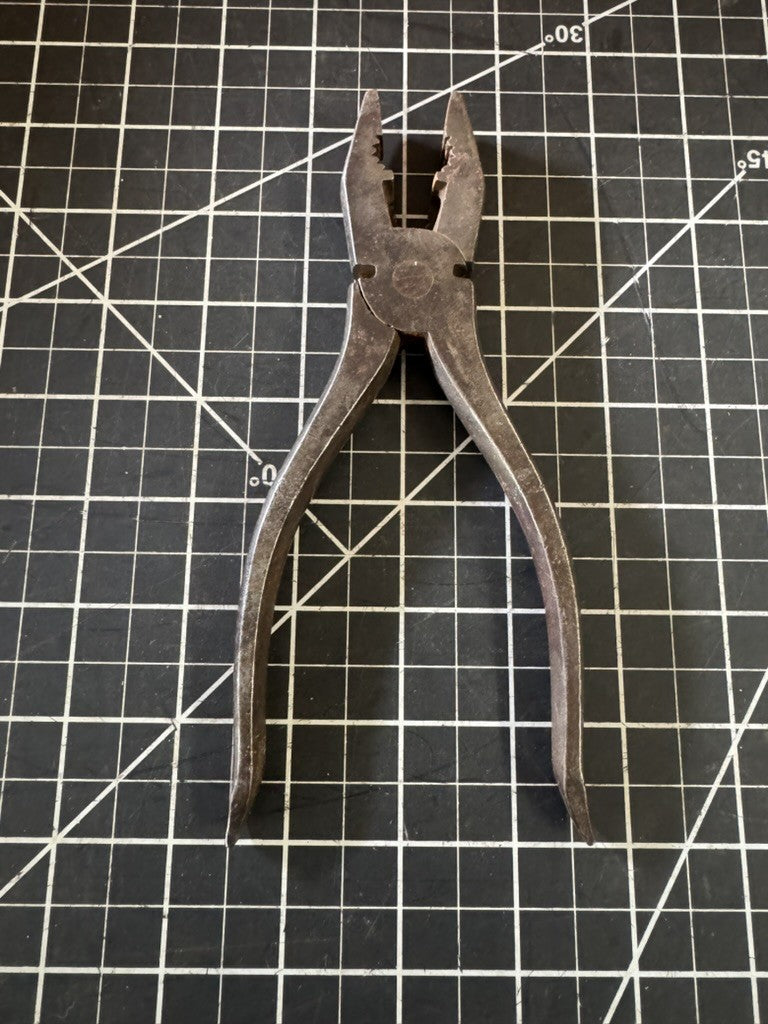 Rare Vintage V.C. & Co. 7.5” Lineman Pliers – Made in France