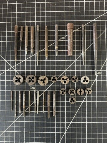32 Pc Vintage Tap & Die Tool Lot – Mixed Sizes & Styles – Machinist Tools