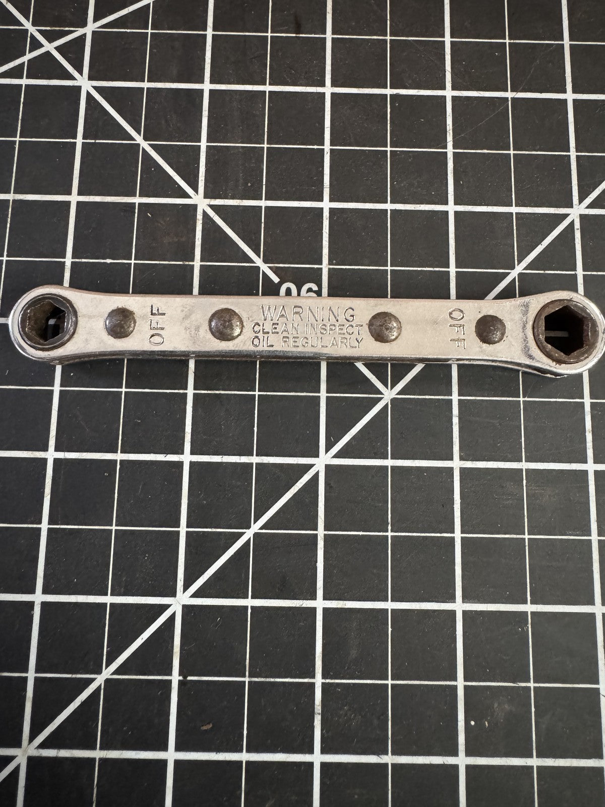 Snap-on R810S Ratcheting Box Wrench 1/4” x 5/16” 6-Point USA | Vintage Tools