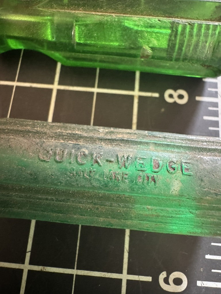 Lot of 6 Vintage Green Handle Screwdrivers – Mixed Brands – M. Klein & Son